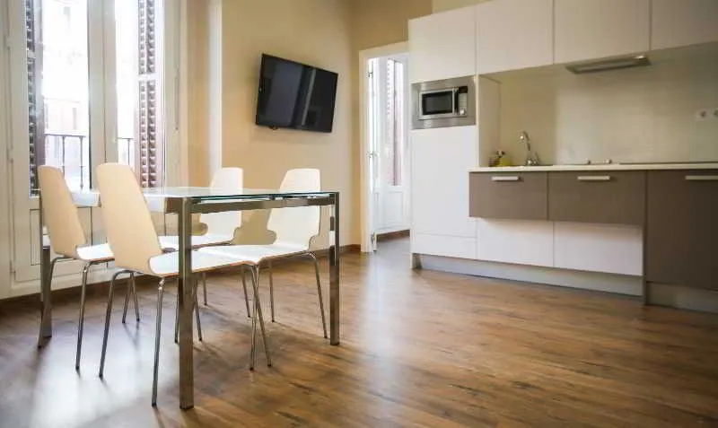 Sol Square Apartments