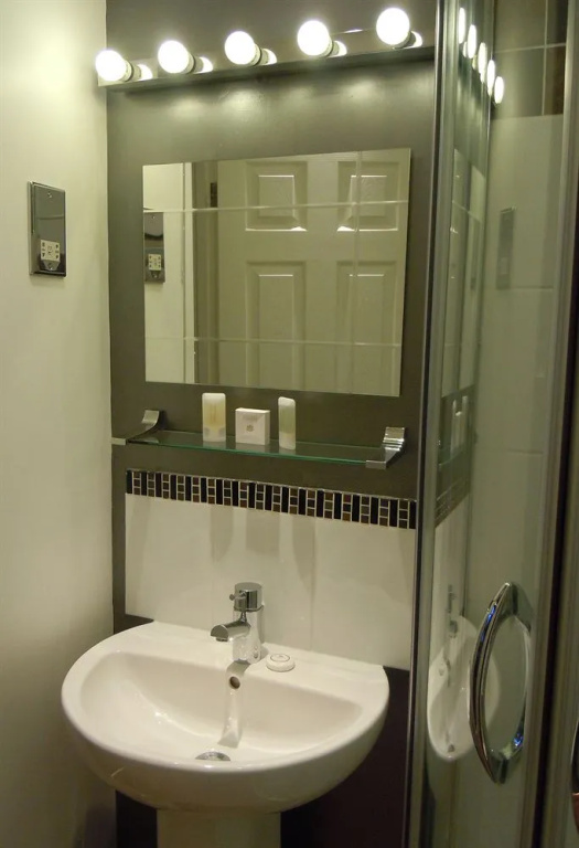 Stuart House Hotel