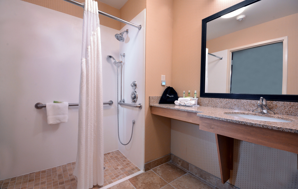 Holiday Inn Express Hotel & Suites High Point South by IHG