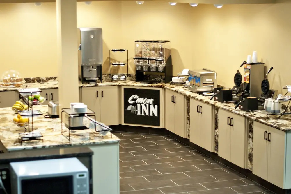 C'mon Inn Grand Forks