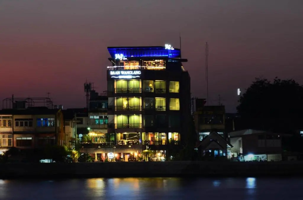 Baan Wanglang Riverside, Bangkok