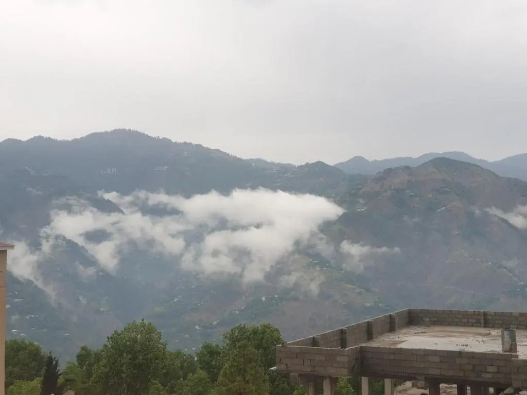 ALI Luxury & Executive Apartments & Cottages Near PC Bhurban - Cooling & Heating Inverter-Gas Blow Heater-Full Kitchen-Mountain View-Lawn-Play Area-55 inches LED-WIFI-Lift- Free Breakfast