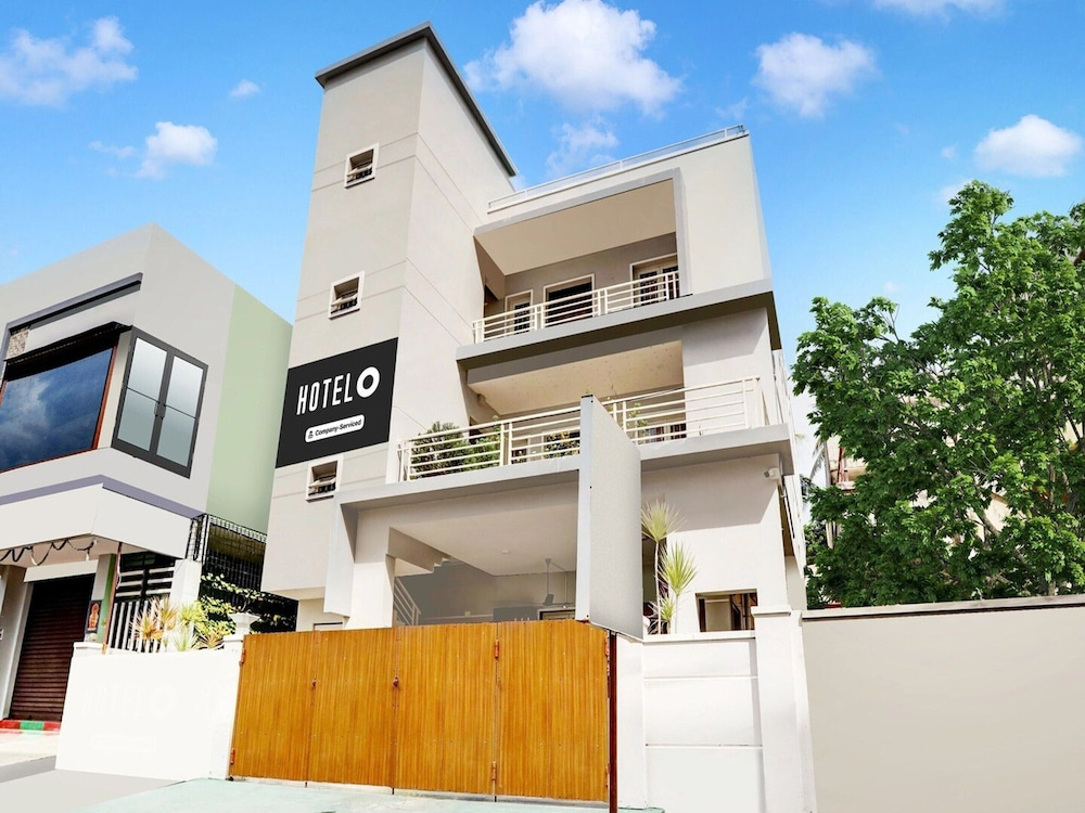 OYO Hotel O Ashok Nagar Near JNTU College