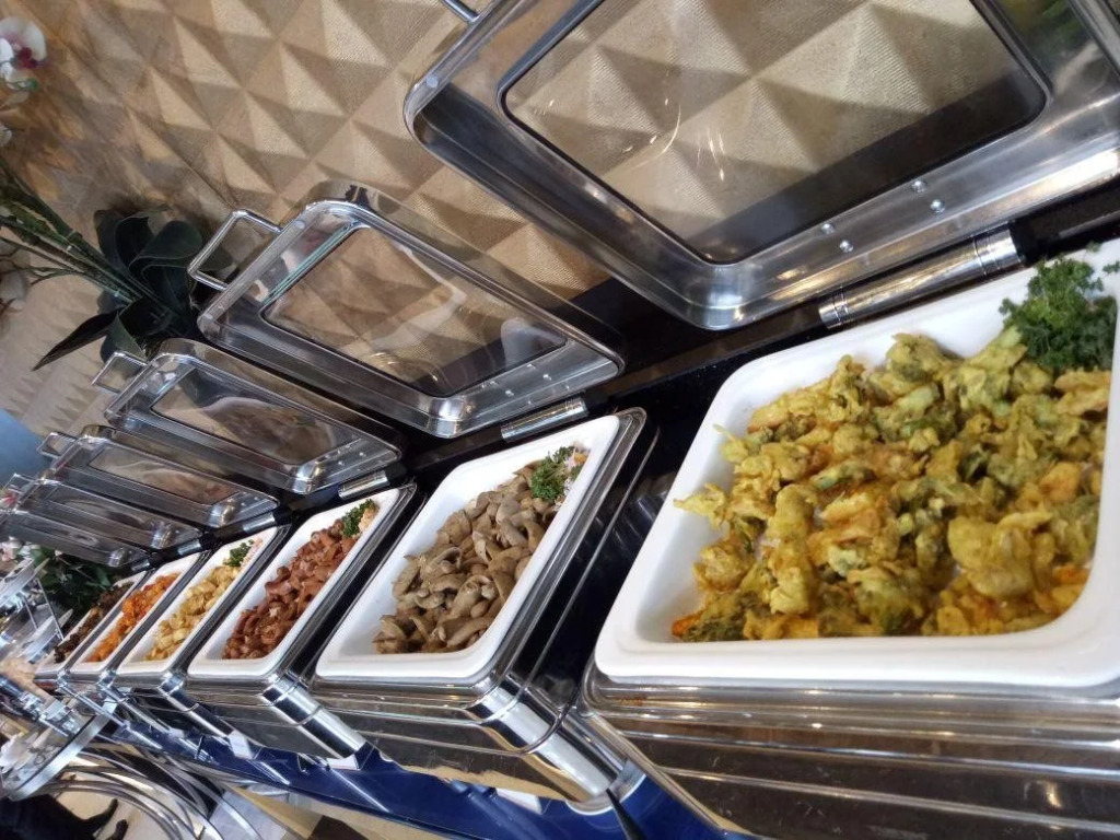 Aria Centra Surabaya