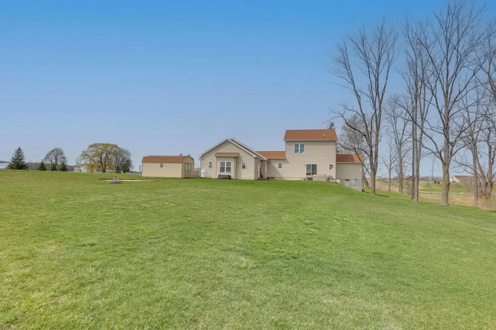 Geneva Studio, 3 Miles to Seneca Lake!
