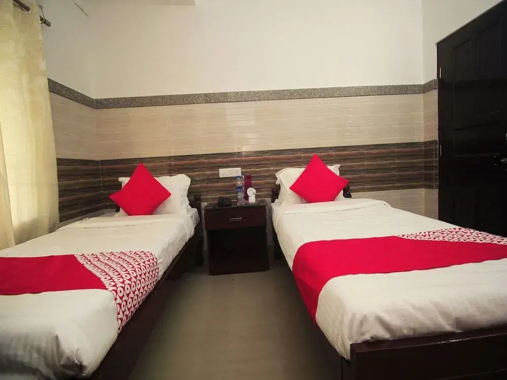 Surabhi Guest House by OYO Rooms