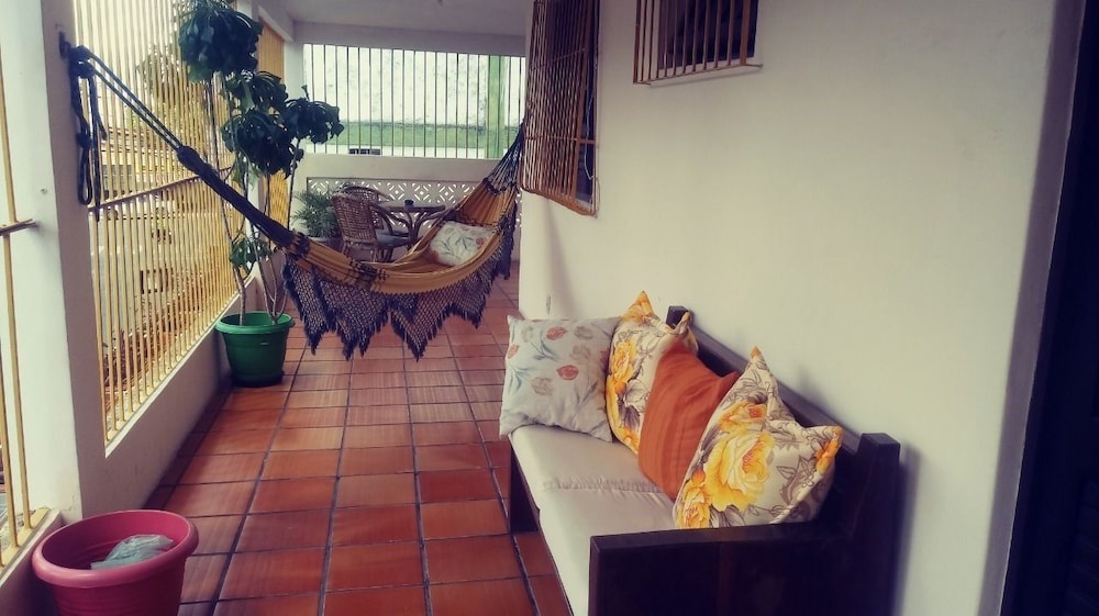 Sos Hostel