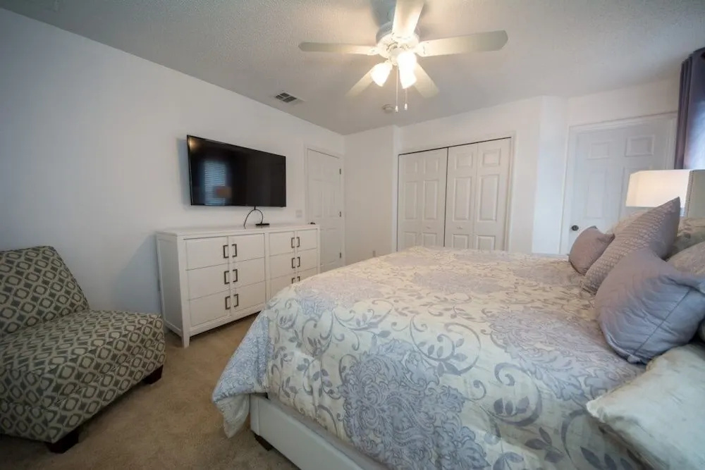 Private Pool And Bunk Beds Plenty Of Room! 4 Bedroom Townhouse