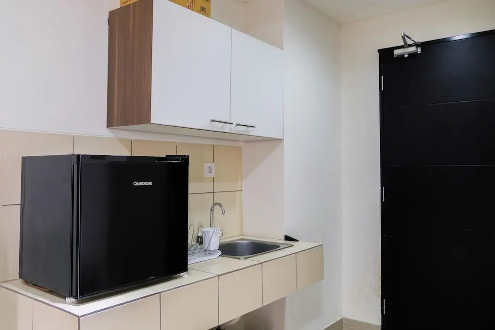 Minimalist Studio Skyline Apartment
