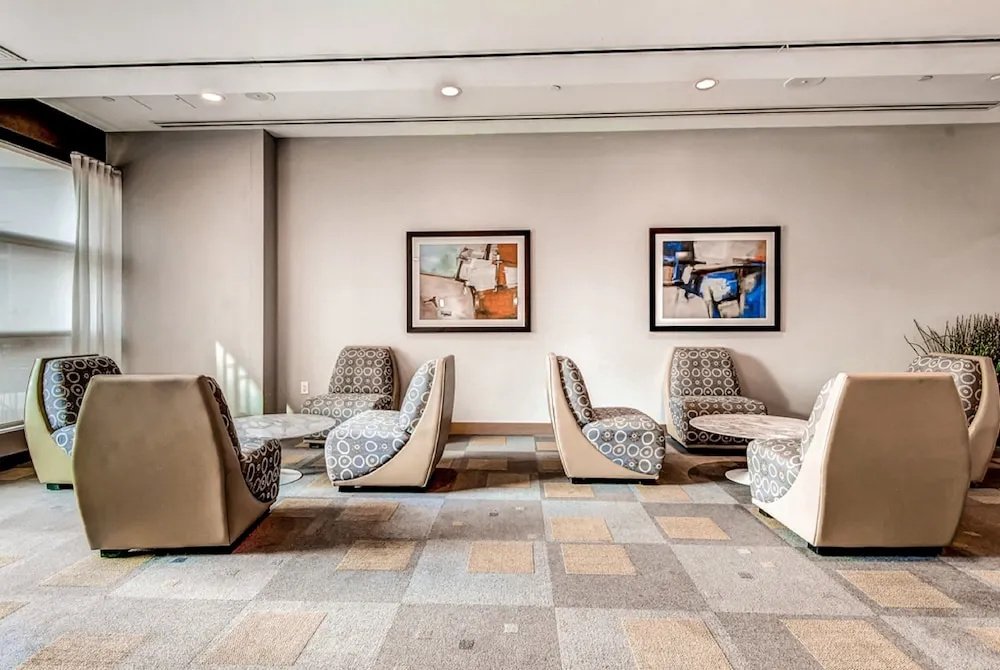 Global Luxury Suites at Kendall Square