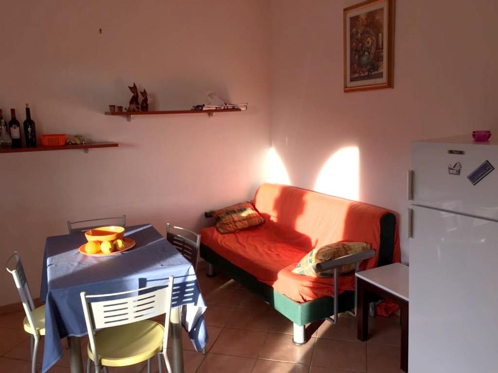 Apartment with 3 bedrooms in San Teodoro with wonderful mountain view furnished terrace and WiFi 4 km from the beach