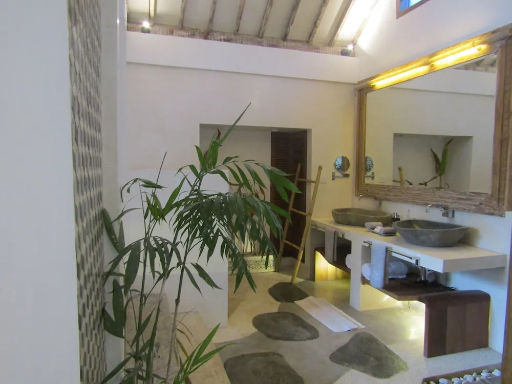 The White Key Luxury Villas