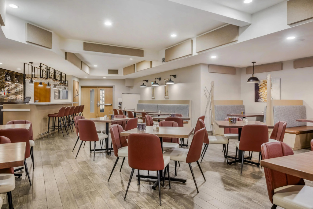 Best Western Plus Bridgewater Hotel & Convention Centre