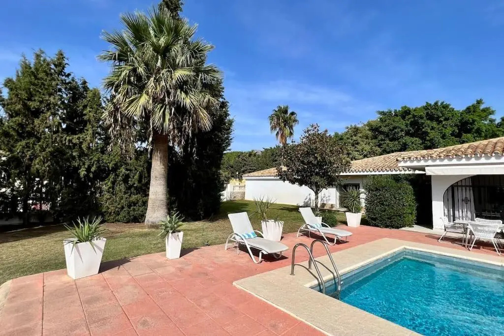 Villa Scenic with Private Pool - Sleeps 8