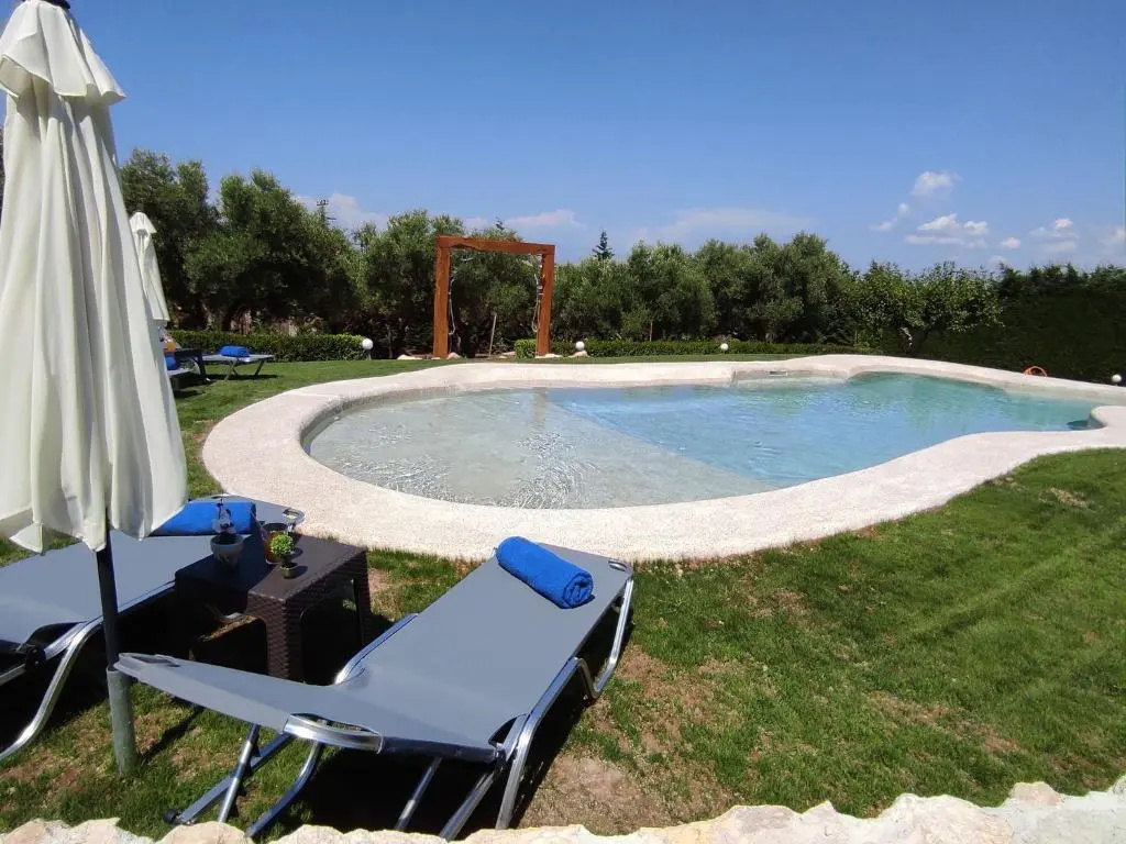Villa Traditional Estate Heated Pool & Garden, 5 bedrooms