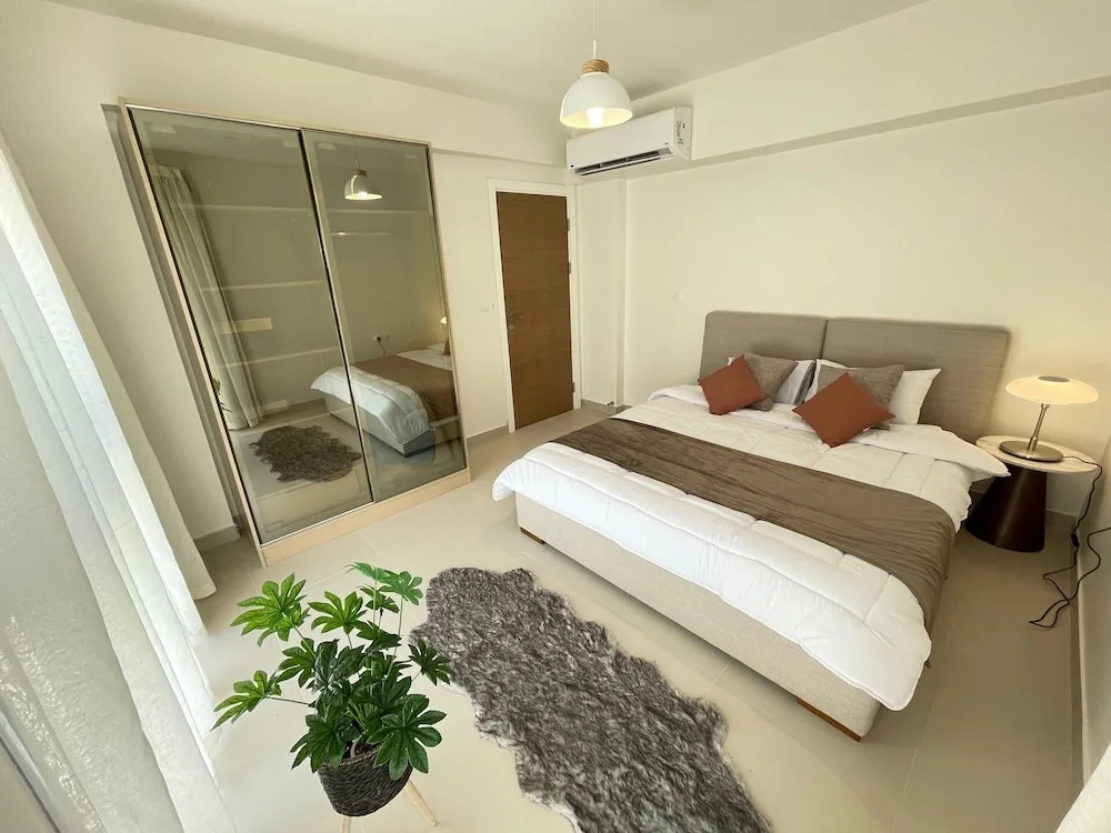 Marassi 1 bedroom with garden in marina