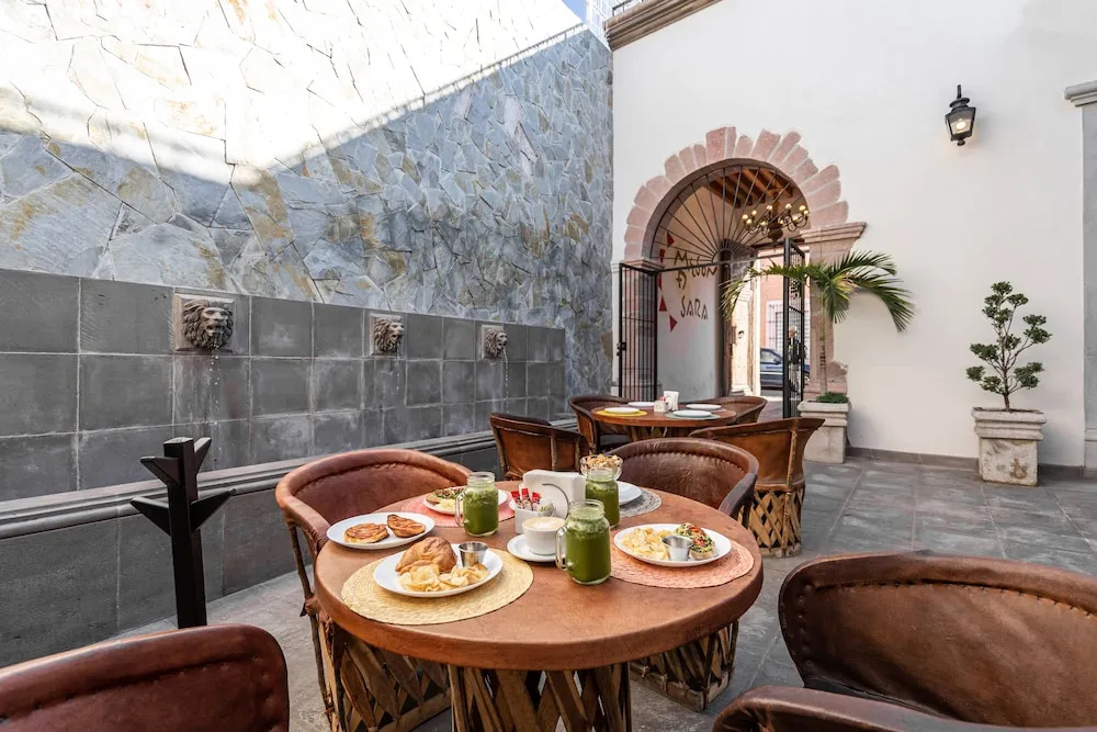 Hotel Meson de Sara