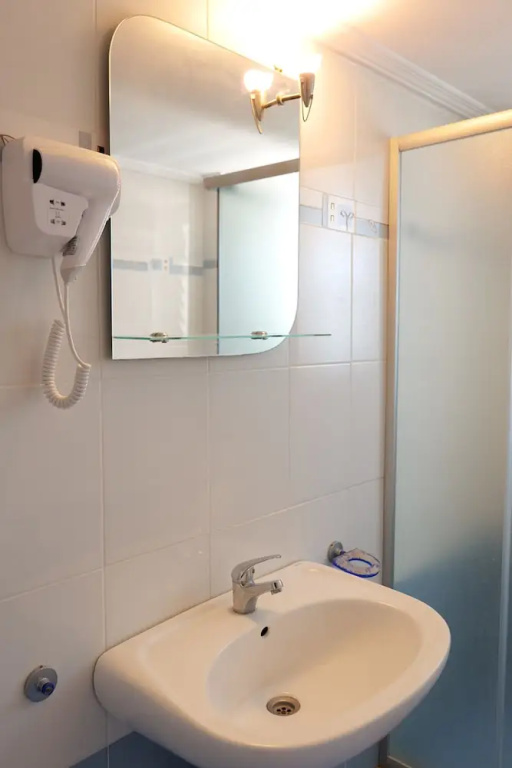 Lovely 2-bedroom Apartment in Saranda