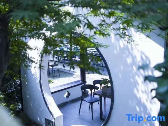 Jiashu Yunshe Hostel
