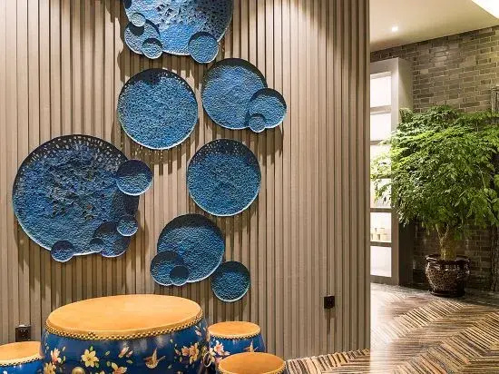 Taizhou Laoliangfang Shengpin Holiday Yishu Hotel