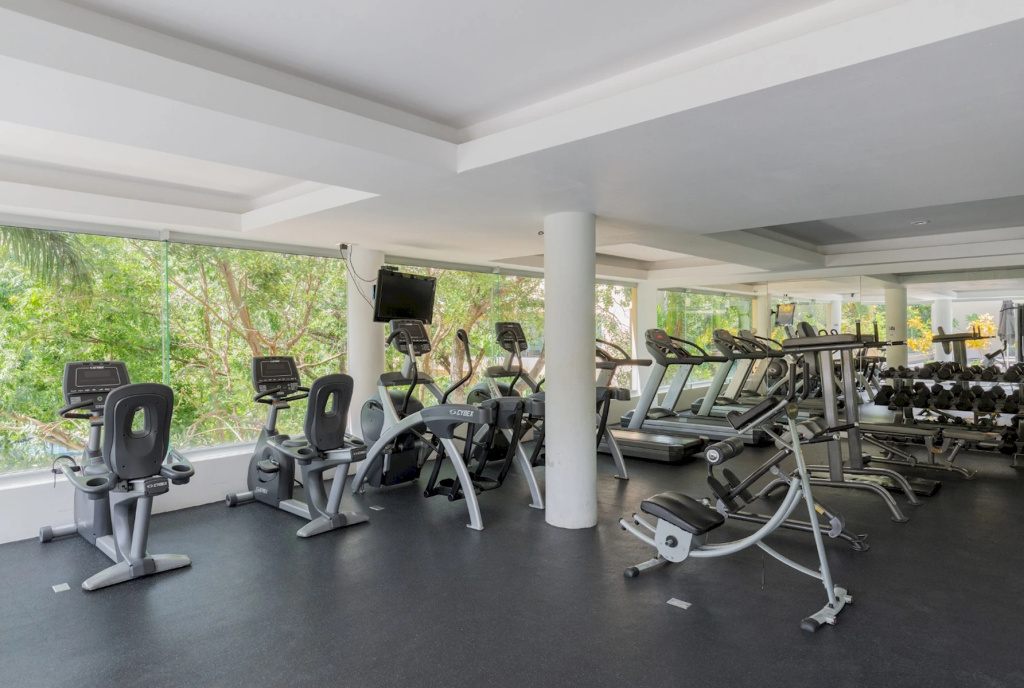 Stunning and Exclusive 3BR PentHouse in Playa del Carmen with Private Pool and Terrace