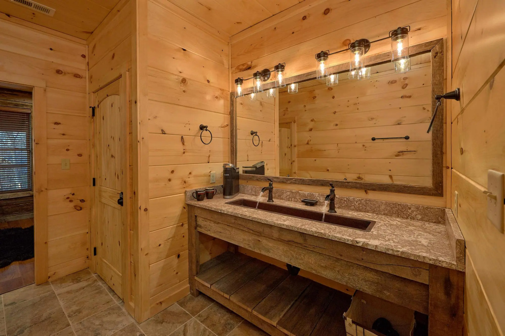 Barrel Top Lodge in Gatlinburg