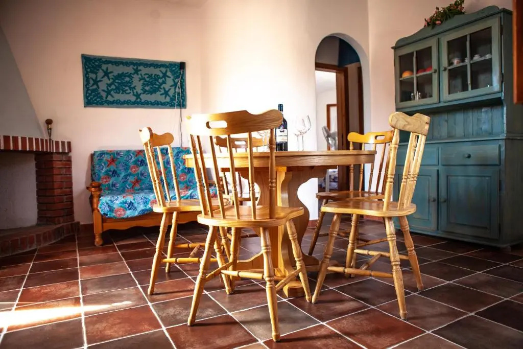 Casa Vacanze a 200 mt spiaggia con 5 camere 2 bagni e 10 posti letto