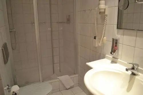 Hotel garni SEESCHLÖSSCHEN