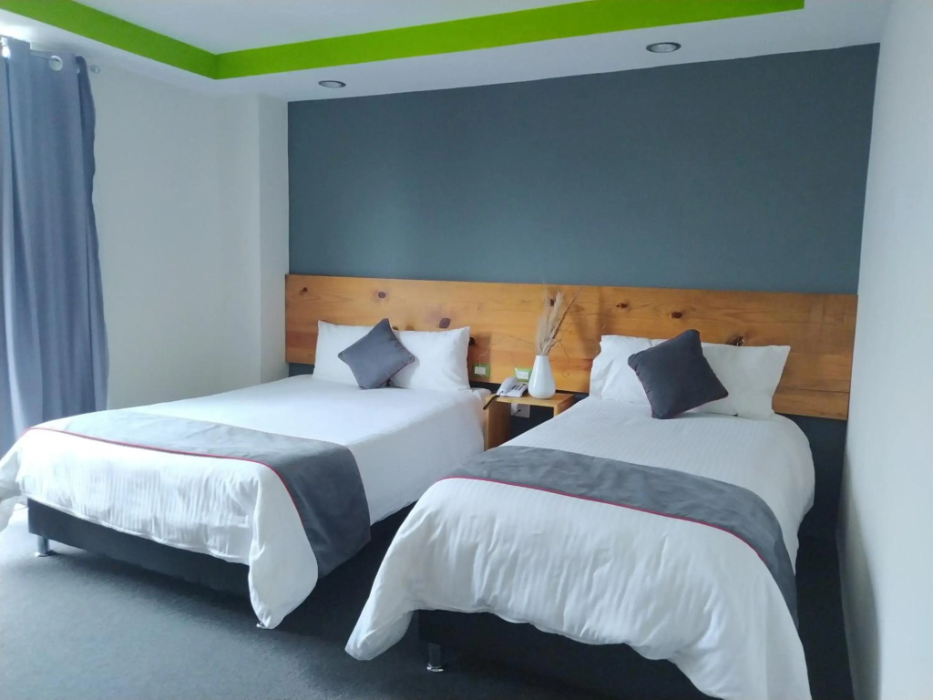 Hotel Brisas Express