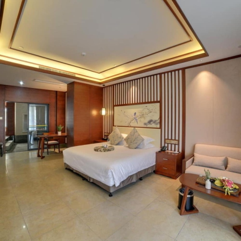 Southeast Huadu Hot Spring Hotel