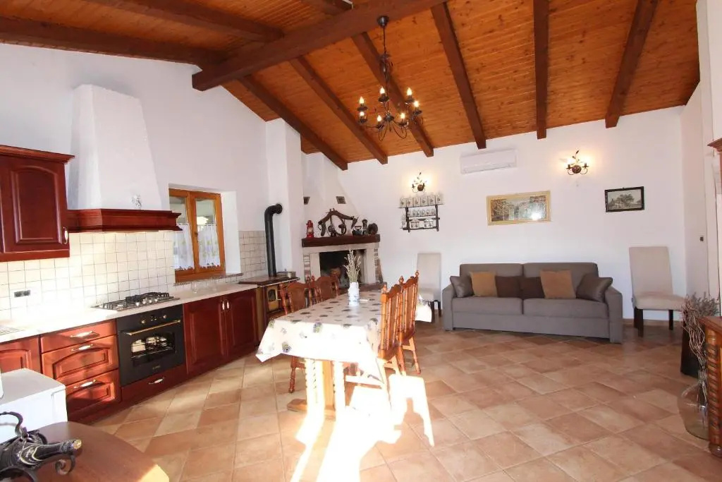 Holiday House San Pruti