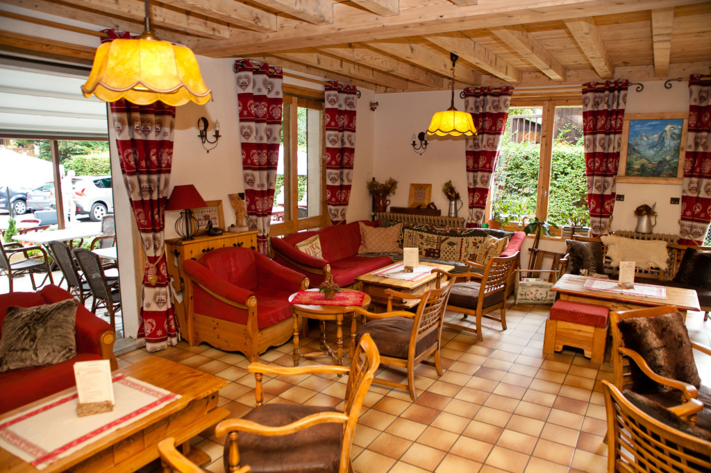 Logis Hotel Gai Soleil