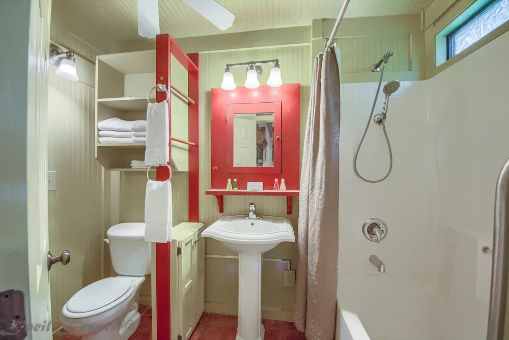 Carl Bellmer TS 360 - 2 Br Home