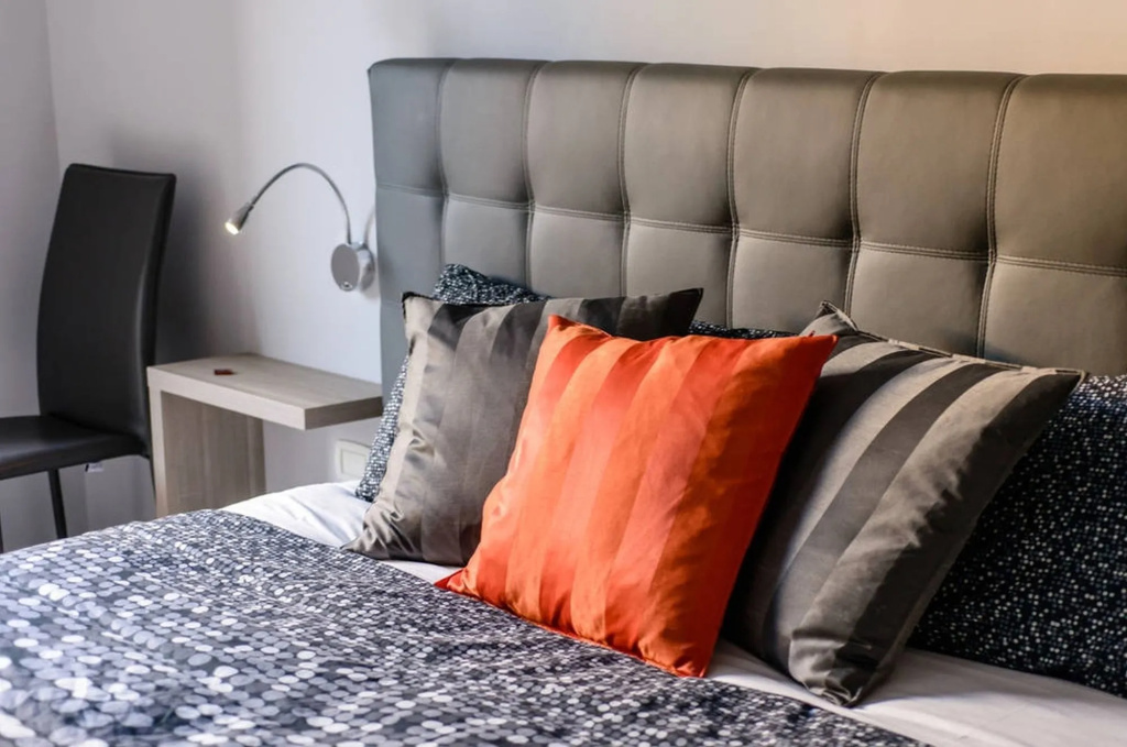 Riviera Luxury Suites