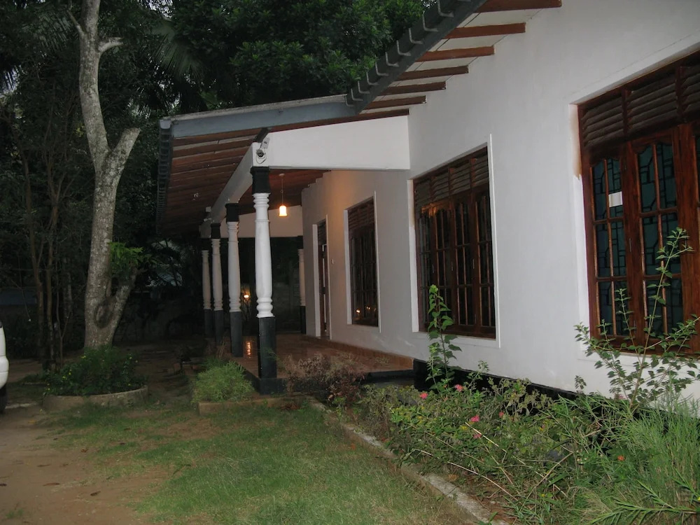 royal garden residence