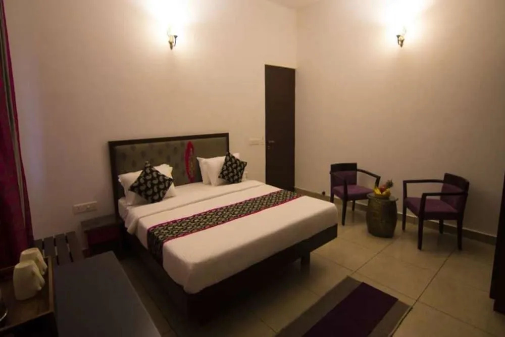 The Ten Suites
