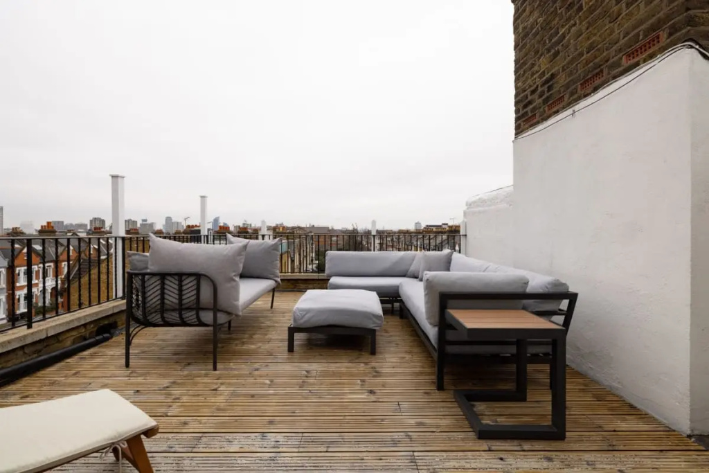 The Clapham Chambers - Stunning & Bright 3BDR Flat with Terrace