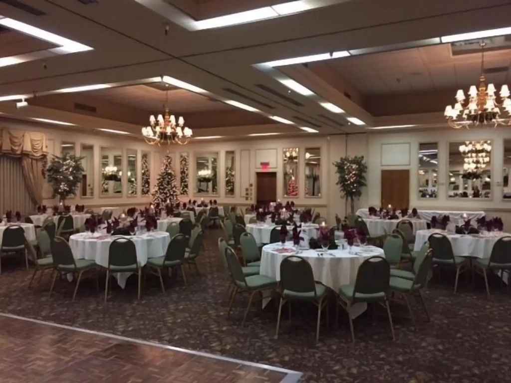 University Square Hotel