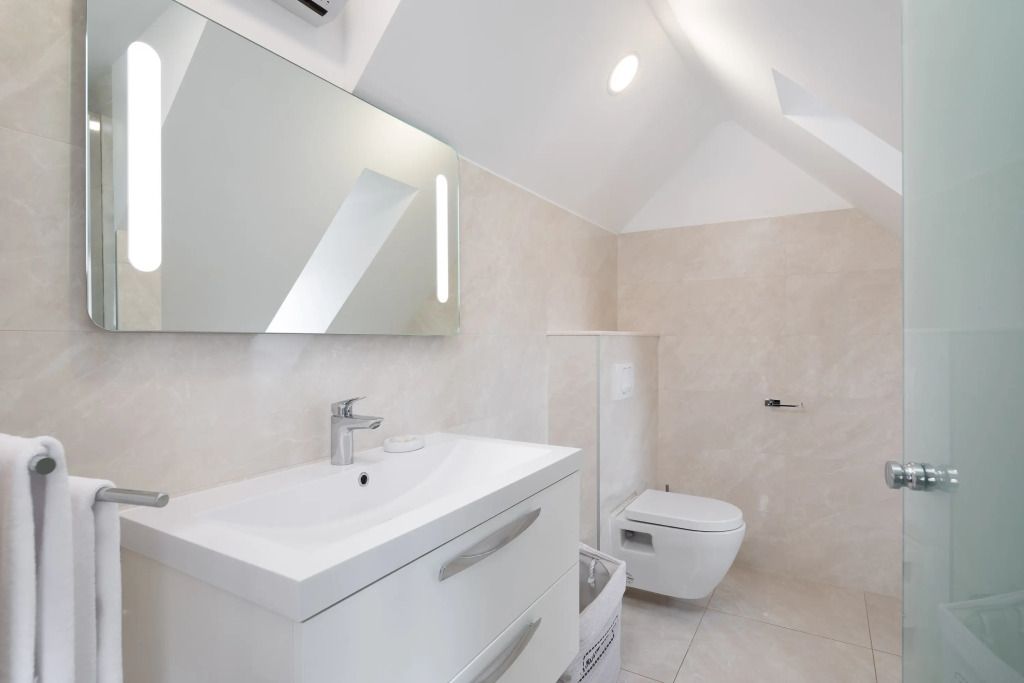 Le Premier Luxury Rooms