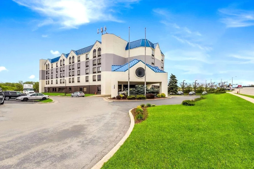La Quinta Inn Milwaukee Northwest