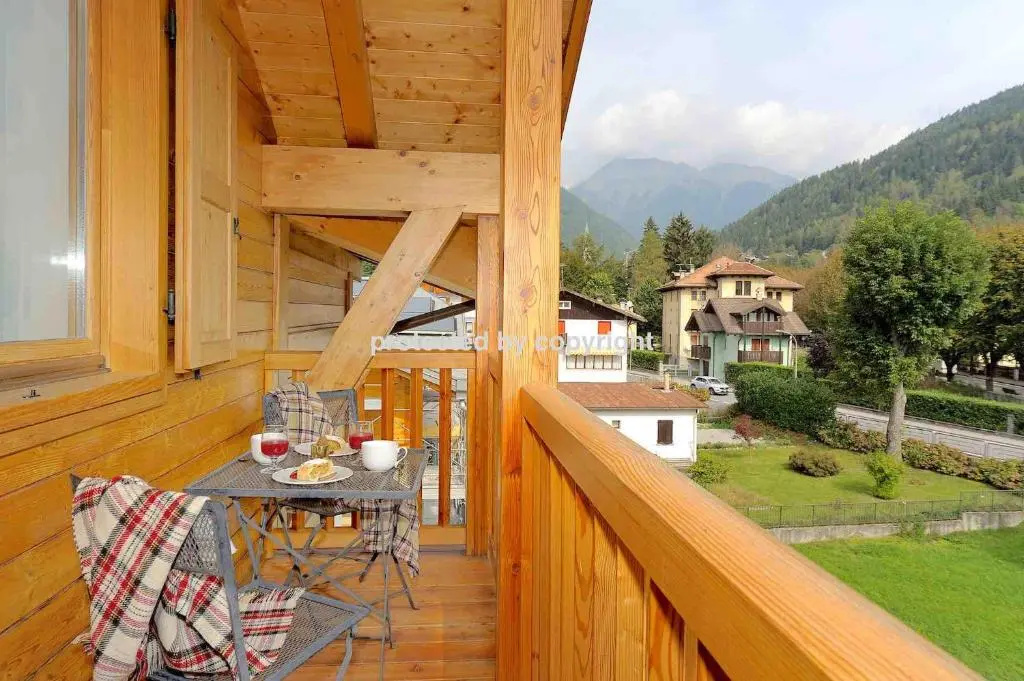 Attic Campiglio Style 6