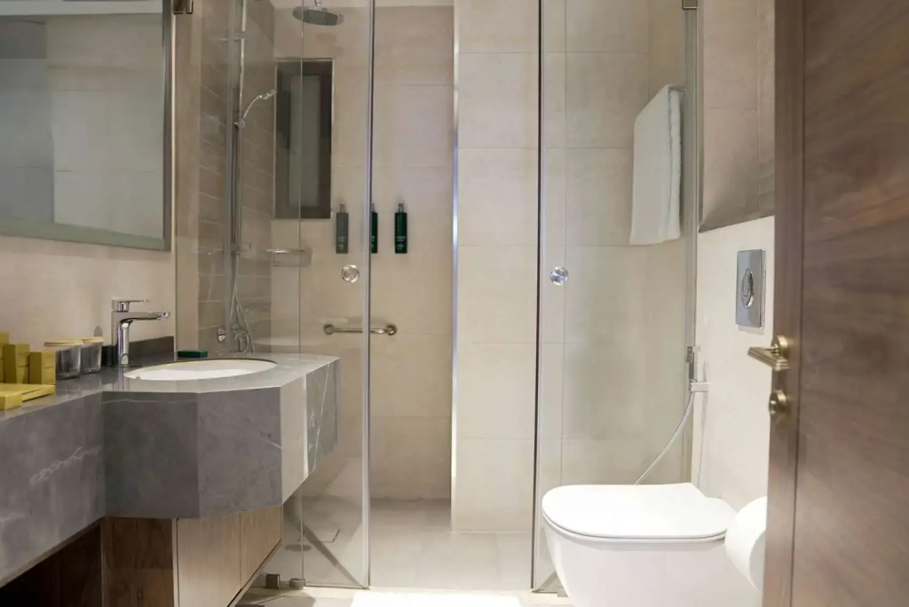 Doubletree By Hilton Amman Hotel & Residences