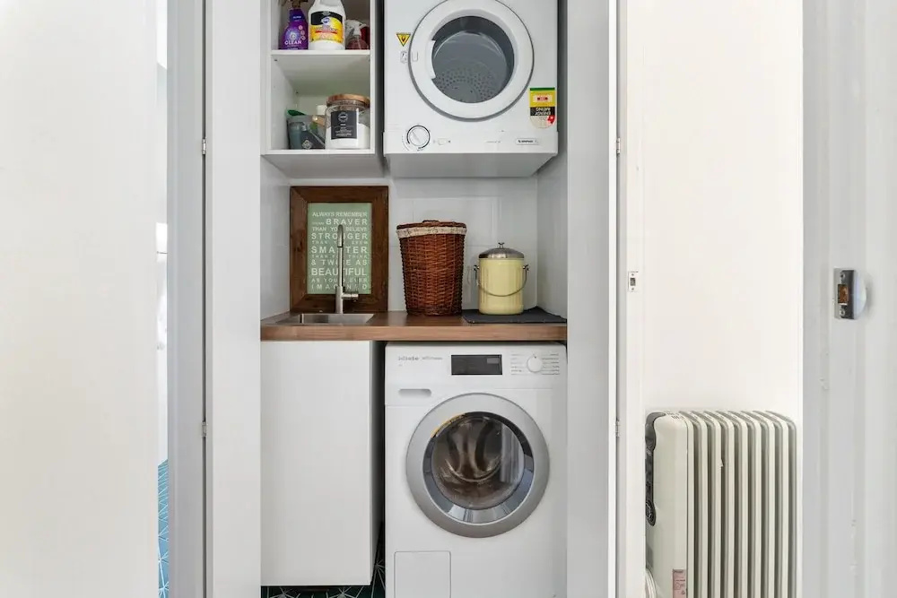Spacious Stay Near Shops & Cafes in Marrickville