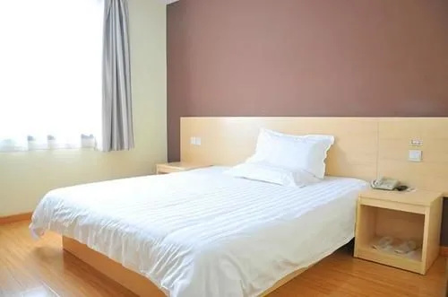 Super 8 Hotel