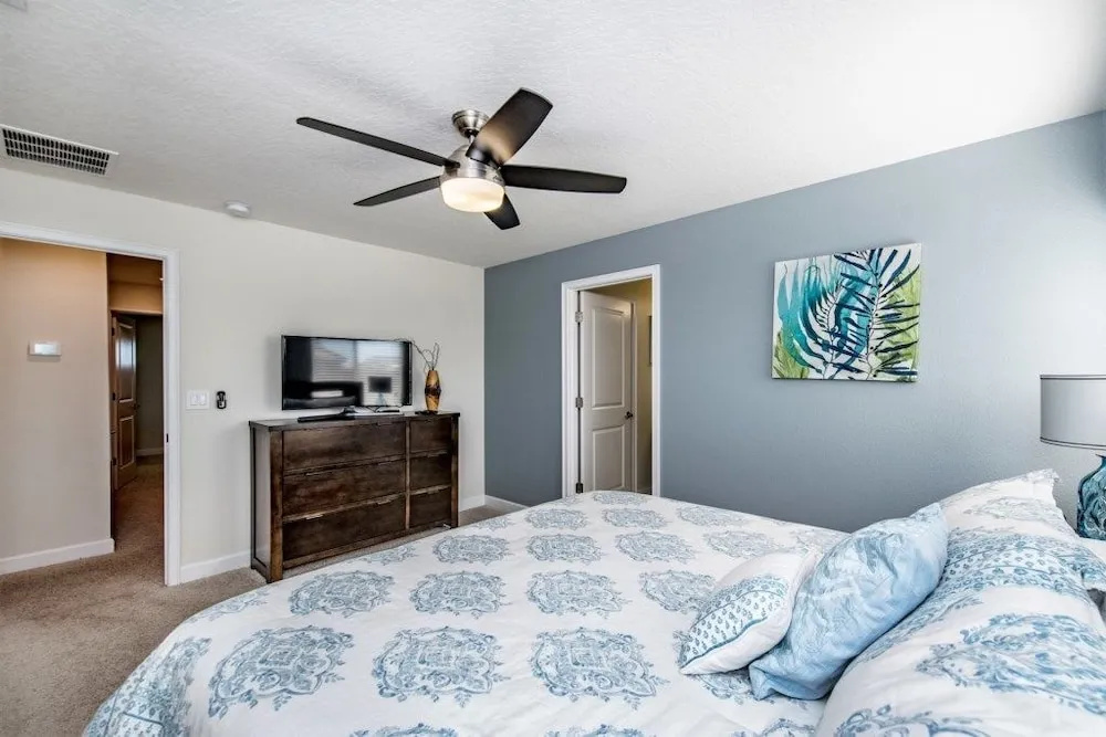 Amazing Townhome! - Storey Lake - 3074JD