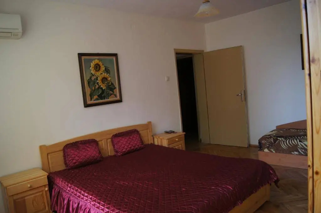 Sea Siren Apartment
