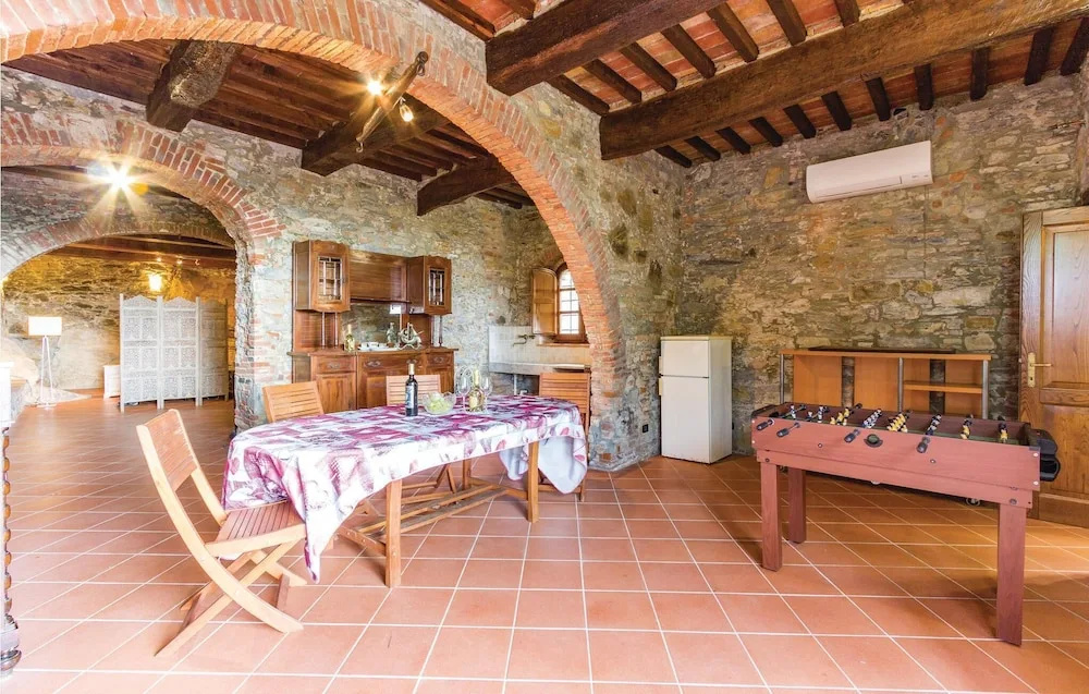 Amazing Home In Pieve A Elici -Lu-