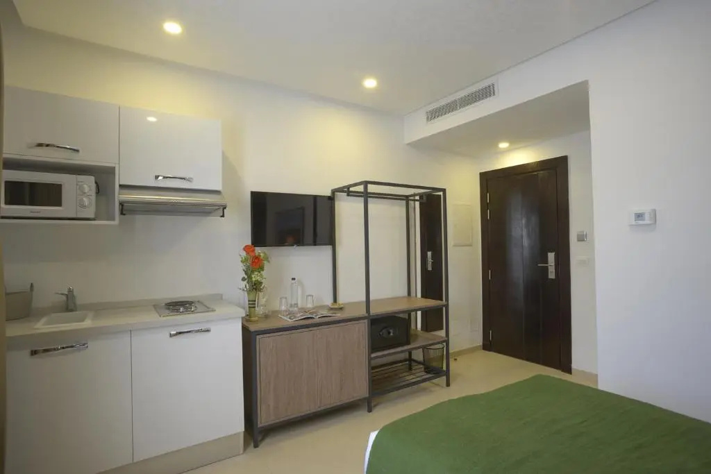 MAIA HOTEL SUITES