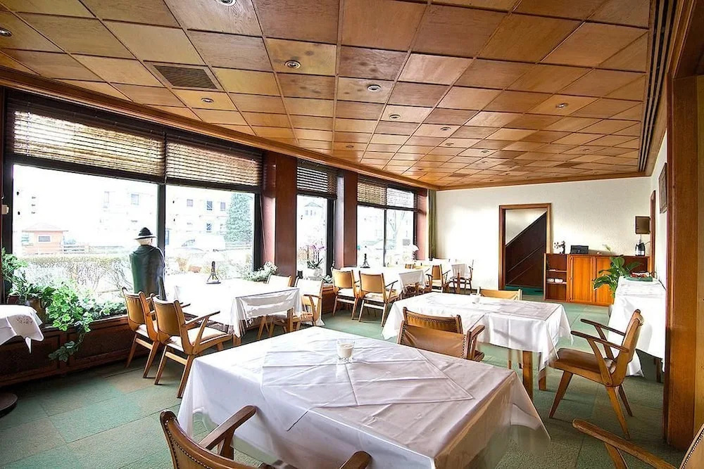 Hotel Schönfeld