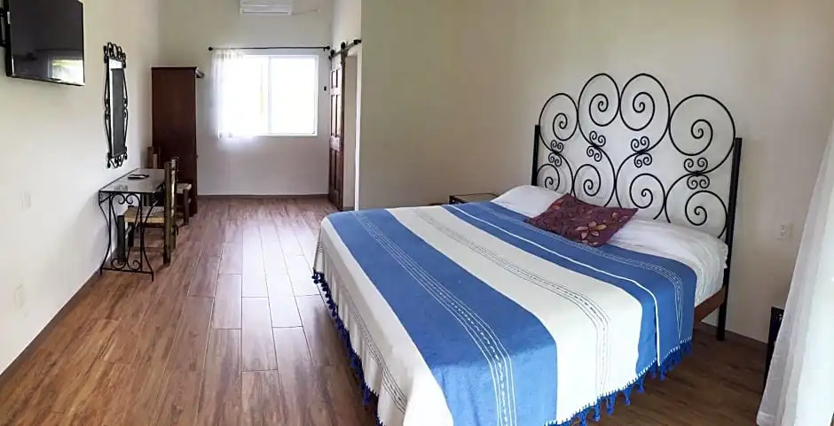 Hotel Bahía Paraíso